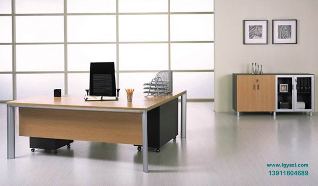办公桌